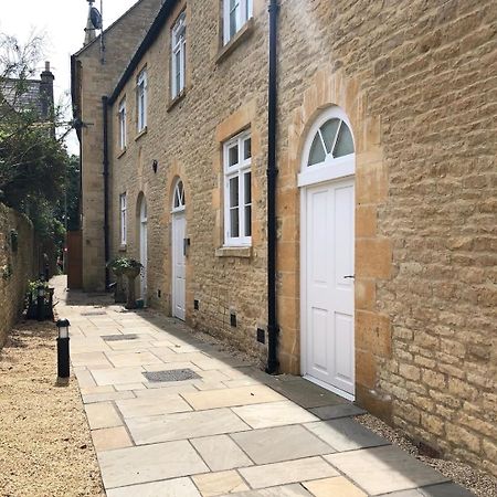 Apartmán Cotswold Chapel, Sleeps Up To 5 In Kingsize Beds Chipping Norton Exteriér fotografie